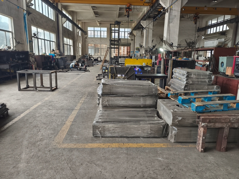 Taizhou Jinghua Environmental Protection Equipment Co., Ltd. manufacturer production line